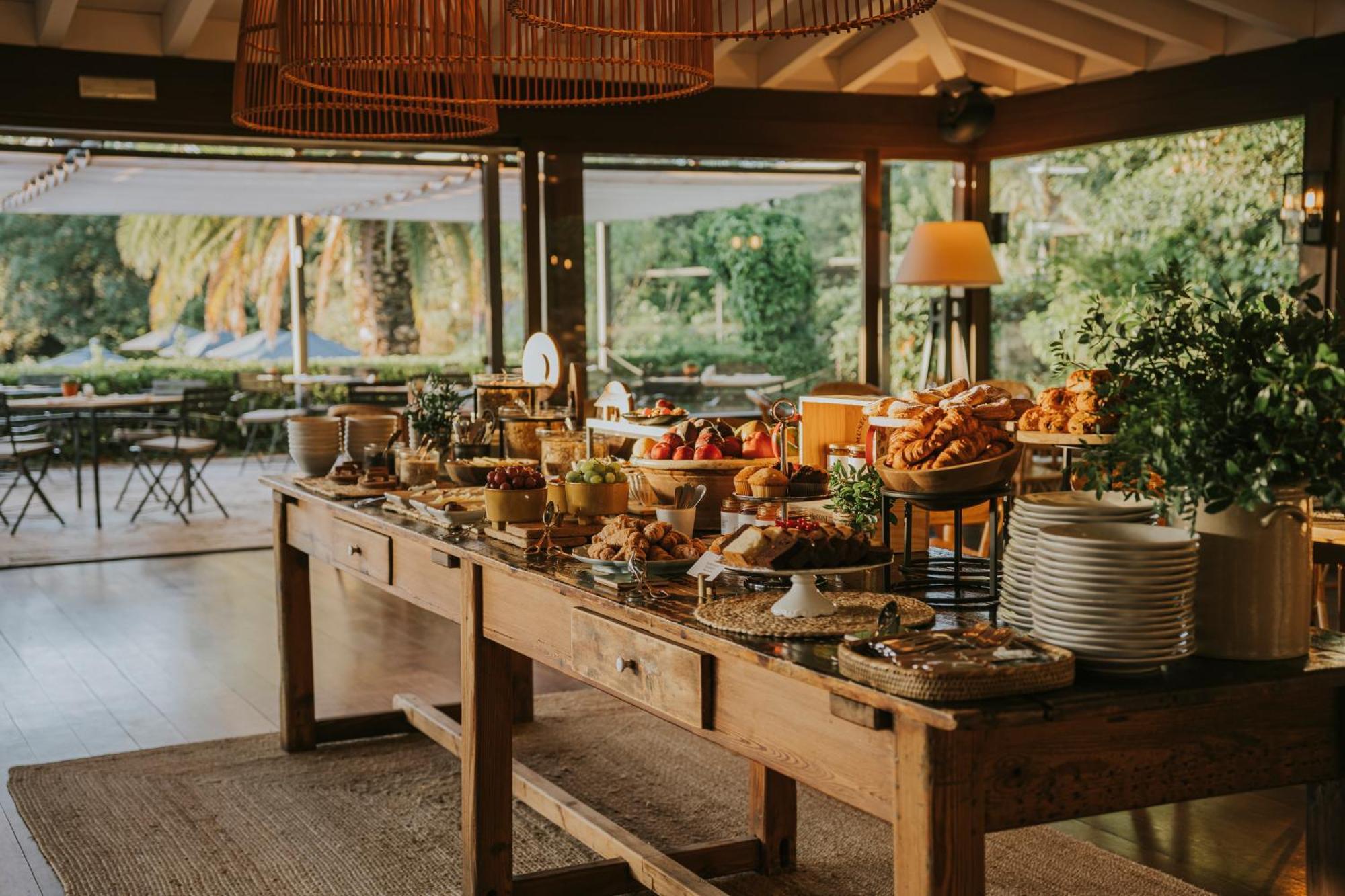 Mas De Torrent Hotel & Spa, Relais & Chateaux ภายนอก รูปภาพ