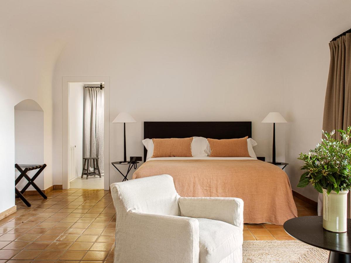 Mas De Torrent Hotel & Spa, Relais & Chateaux ภายนอก รูปภาพ